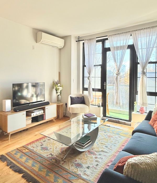 Charming and sunny Clinton Hill apartment