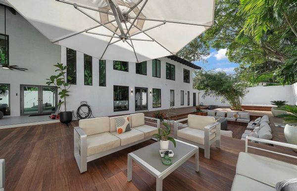 Cotterill's Luxury House.