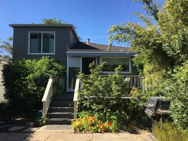 Casa de Josh and Ana