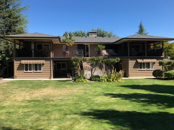 Large, stylish mid-century retreat