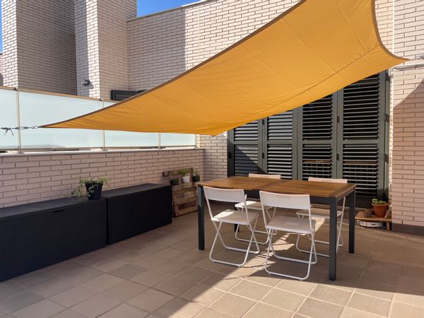 NEW HOME in Barcelona (20min from airport by car, 15min from Plaza Catalunya by metro) 160sq meters