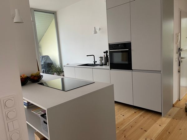 Berlin city flat in charming neighborhood, with a terrace and view on the tv tower