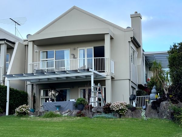 Pierre and Tanya s Haus