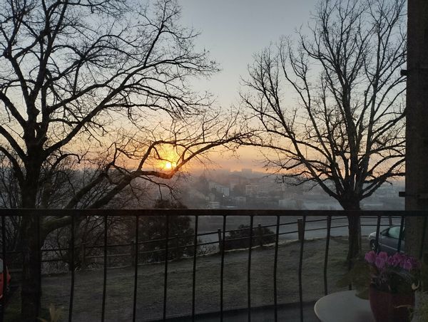 Petit appartement avec vue sur Poitiers, proche Futuroscope