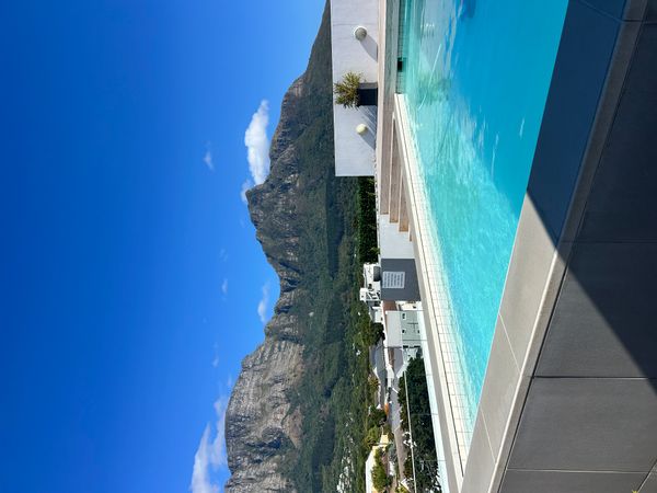 Casa de Thais and Bryan