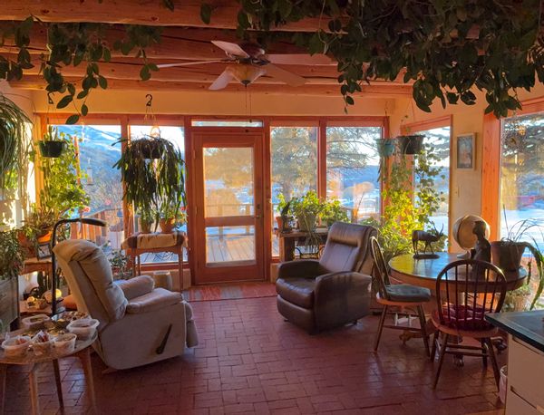 Becky and Maggieina kuća