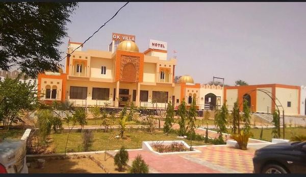 Casa de Dinesh