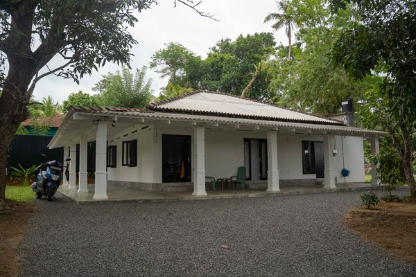 Lush, spacious Home in Ahangama