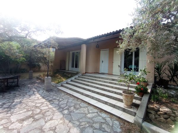 Guillaume et Laures hus