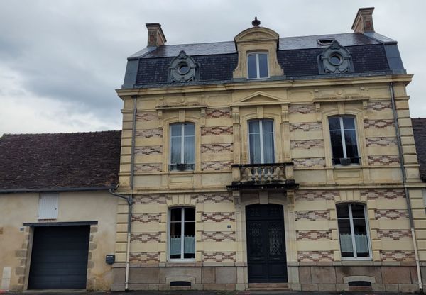 La maison de Gaelle est un ancien relai des postes de 1889. Maison de  restaurée en 2018.