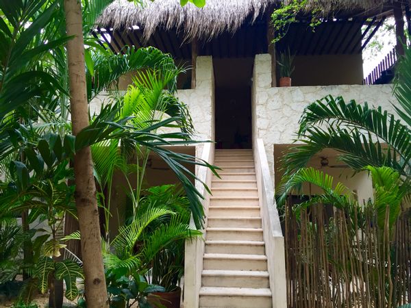 TULUM Town Apartment. Walk to cafes, restaurants, shops. 5kms to beach, cenotes, archaeological site