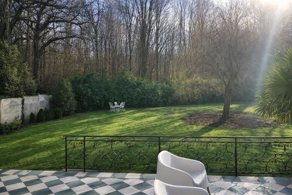 Romain, Nola, Thelma, Ulysse et Ysée s Haus