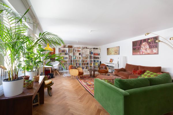 Une maison au calme en plein Paris à deux pas de la Tour Eiffel !