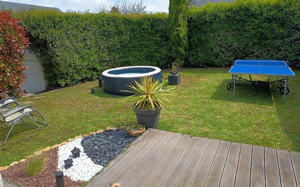 TOURS, Châteaux de la Loire, Chenonceau, Amboise,Veretz.