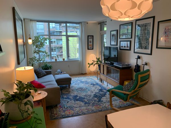 3-bedroom family-friendly apartment in the heart of Vancouver