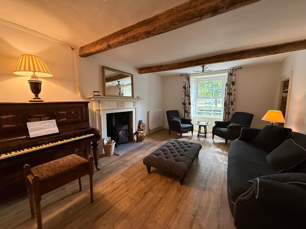 The Rowe House, Horton: A large country home in the heart of The Yorkshire Dales.