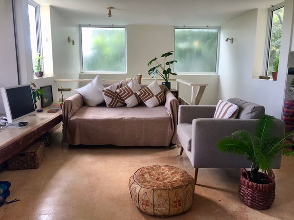 Katie and Thomass hus