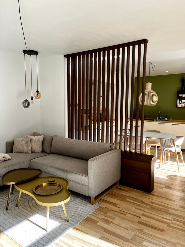 Calm Meets City Ease – Metro & Beach