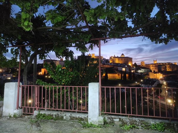 Casa con vistas espectaculares a ciudad monumental de Cáceres
