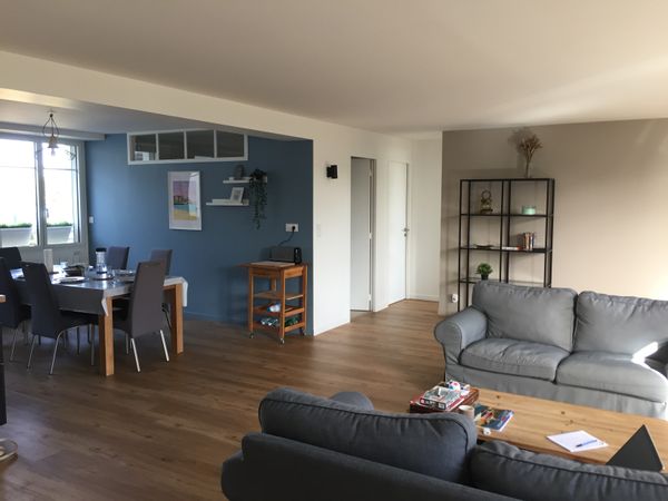 Appartement très fonctionnel et spacieux, tout près de la plage et des commerces. Tout à pied !