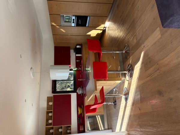 Appartement moderne dans villa