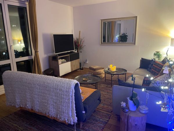 sarah Appartment near Eiffel towel