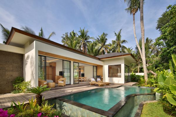 Brand-new luxury villa in tranquil Ubud, Bali with private pool & sauna  & daily clearning service.