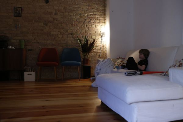 Ulrike's house ist full of treasure and has a nice garden.