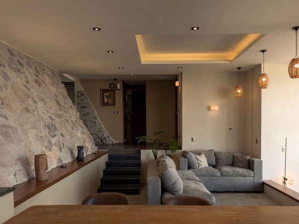 El Cimiento – Private design loft for two with city views