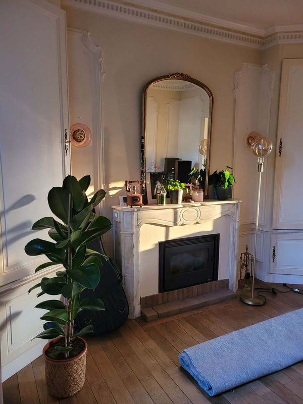 La maison de Rose Belle maison située à Rennes. Très bien équipement avec jardin.