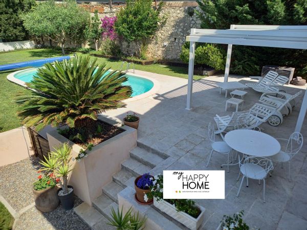 Maison familiale de 4 chambres dans le quartier de l'Estaque avec magnifique vue sur la mer.