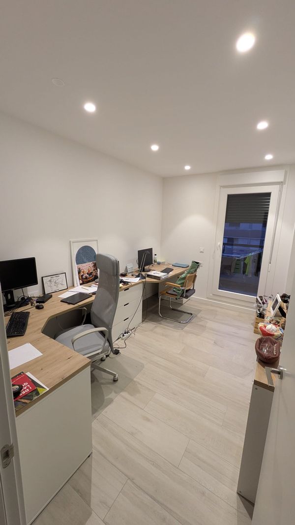 Lorea and Praisku's house.