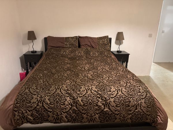 Family -friendly home on the Wild Atlantic Way.Public transportation from the doorstep!