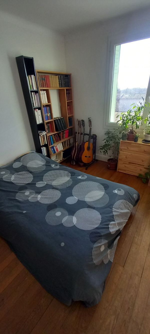 La chambre privée de Théo