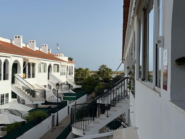 Mercedes's house