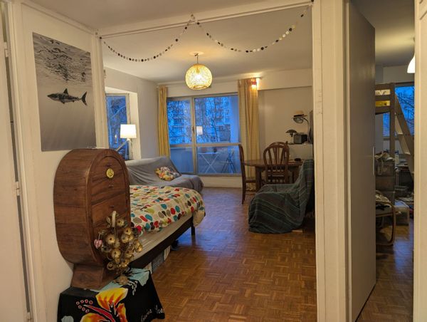 L'appartement d'Emilie, Sacha et Benoît