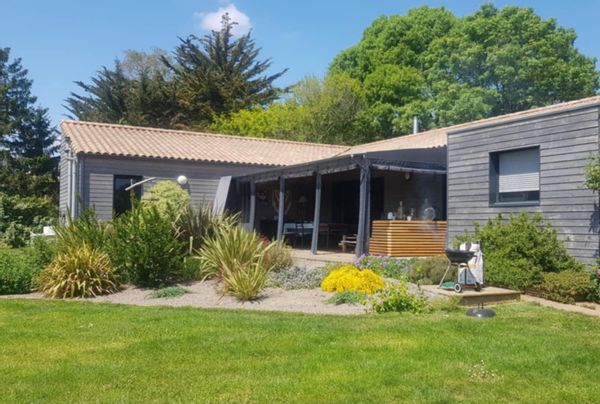 Espace chambre, salle de bain et wc privé