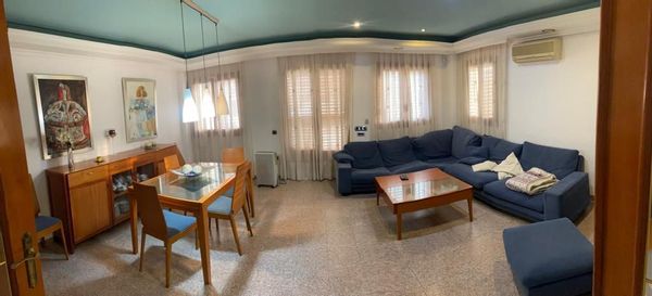 Mercedes's house