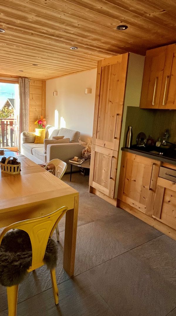 Un nid dans la montagne! Charme et vue exceptionnelle au pays du Mont Blanc, toutes saisons.