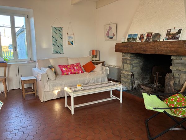 Petite maison sur l'île de Groix, dans un hameau, à 400 m de la plage
