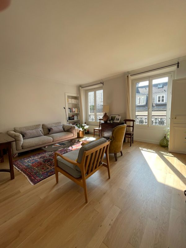 La maison de Charles est un lumineux appartement de charme refait à neuf