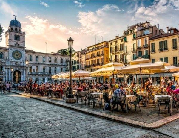 A fancy holistay in Old Town