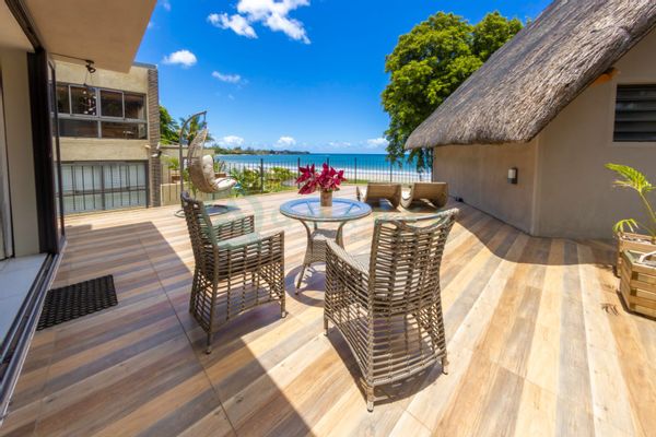 Villa spacieuse pieds dans l'eau. Belle terrasse. Beau coucher du soleil. kayack,paddle, body board