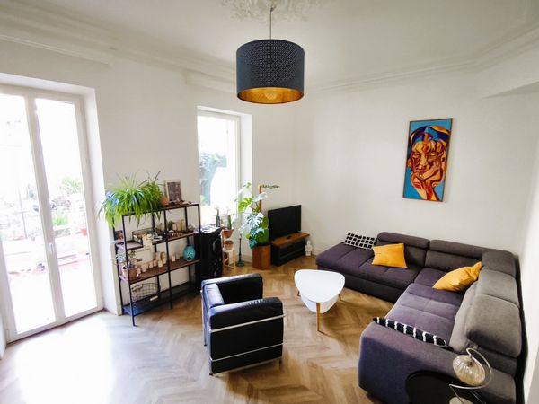 Bel appartement 2 chambres, terrasse et jardin, proche du centre-ville