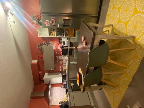 La maison de Annelies, maison chaleureuse et facile à vivre, à 15 minutes à pied du centre-ville