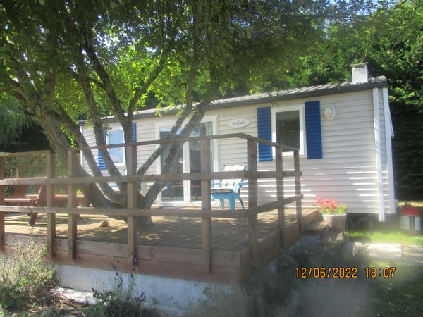 Mobile home " LE SAULE "