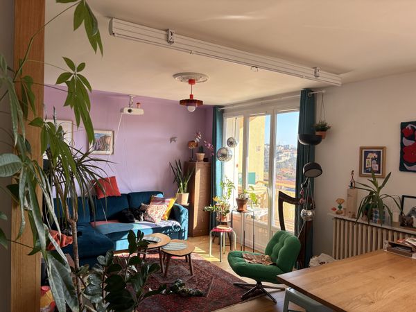 Joli appartement spacieux avec un grand balcon et sans vis-à-vis.