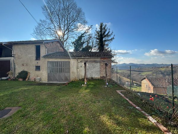Letícia e Chiara e il piccolo Lorenzo.'s house
