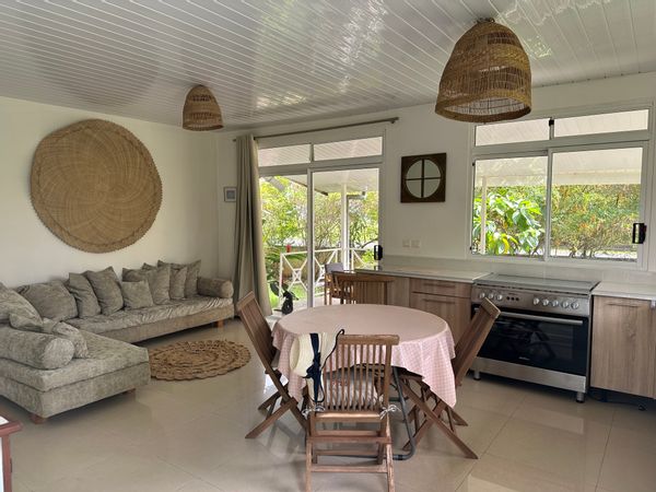 Maison polynésienne face au lagon — Accès direct à 30 metres de la mer, motu a 5 min