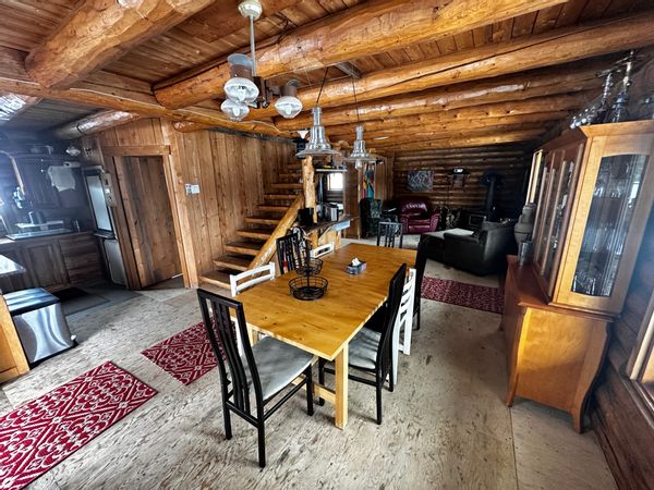 Refuge authentique en bois rond | Domaine privé avec lac et sauna